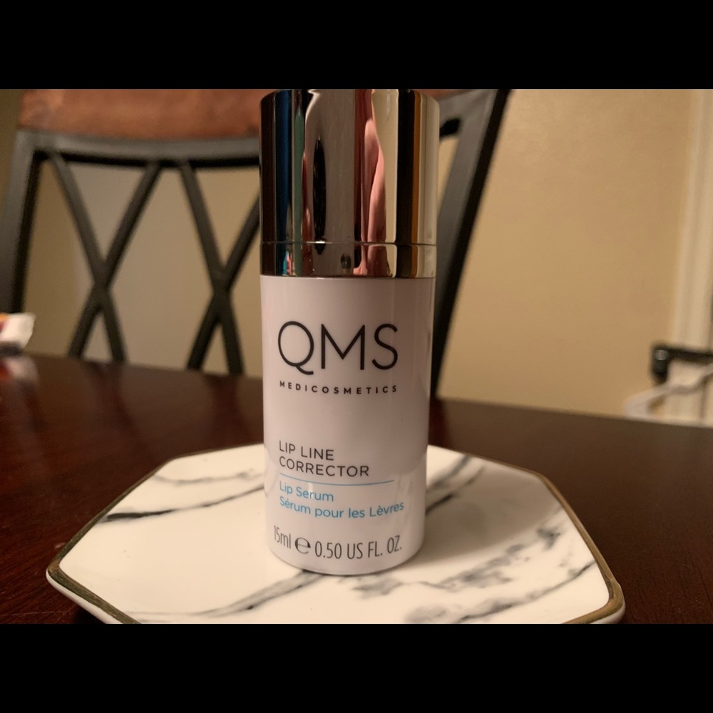 QMS Medicosmetics Lip Line Corrector